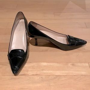 Black patent Prada size 38.5 kitten heel